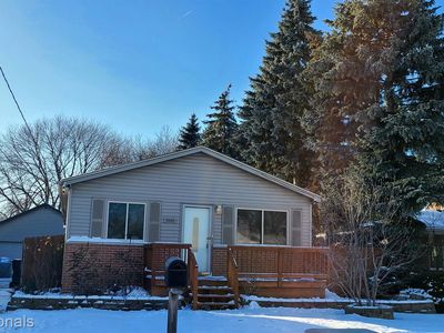 30105 Tennessee St, Roseville, MI, 48066