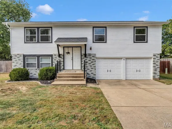 6 Green Valley Dr, Saint Peters, MO 63376