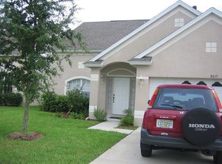 8013 Terrace Ridge Dr, Temple Terrace, FL 33637