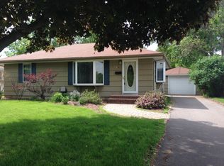 9011 Club Rd, Saint Louis Park, MN 55426