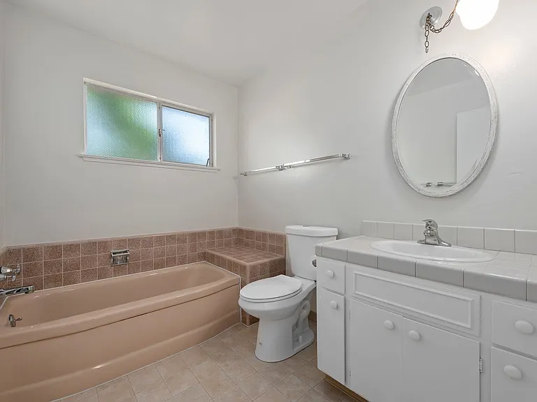 4517 Catalina Dr — Photo 13