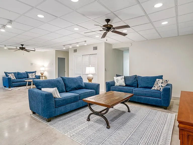 1200 Tree Bay Ln — Photo 43