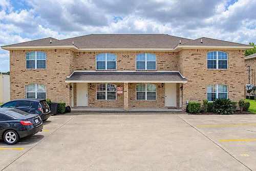 Floor plan 102 E. Robin Lane - B