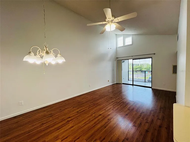 4045 Atrium Dr #U-6 — Photo 8