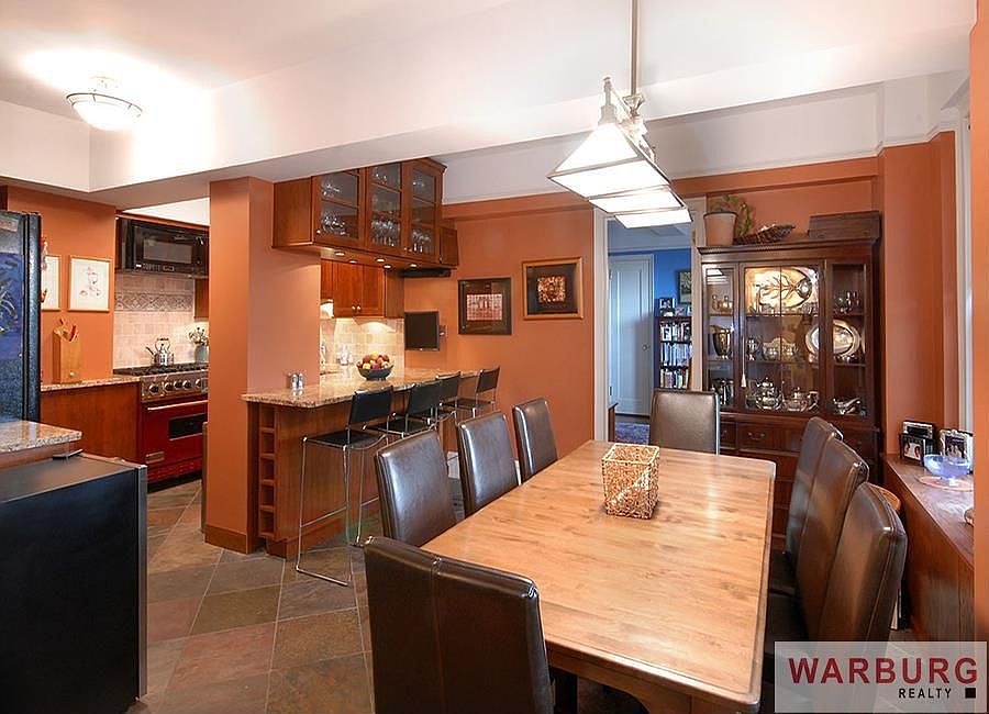 1st image of 200 W 108th St #17CD