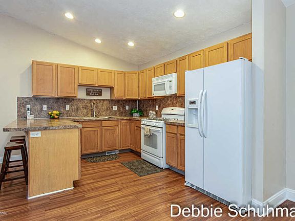 5th image of 2871 Harmony Ct #17