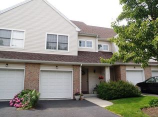 503 Grand Ridge Ave, Ridgefield, NJ 07657