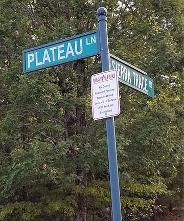 3rd image of 118 Plateau Ln