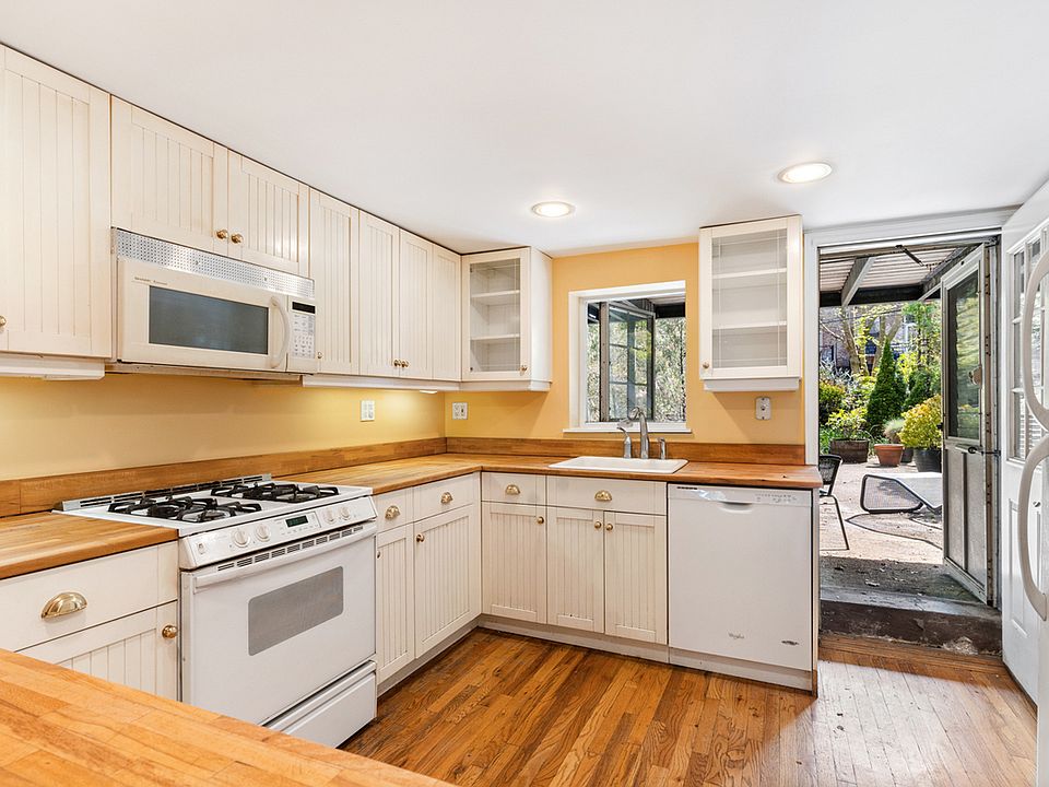 1st image of 86 Douglass St