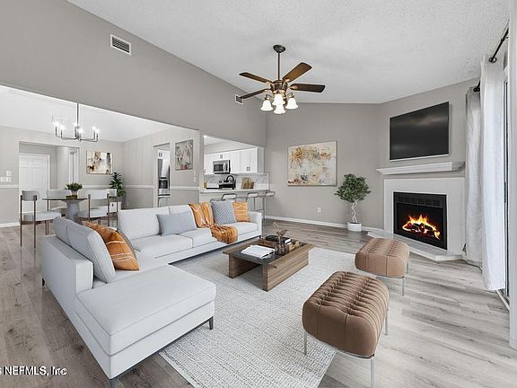 4th image of 3552 COLONY COVE Trail W