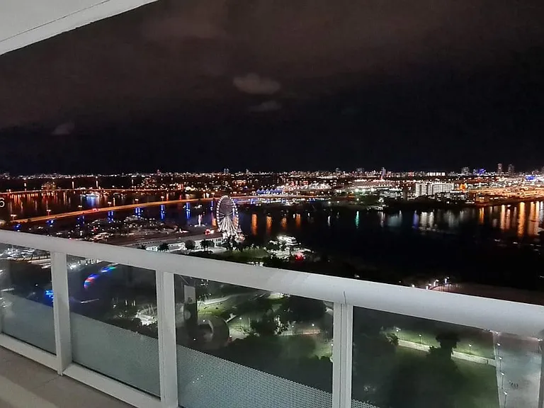 50 Biscayne Blvd #2810 — Photo 38