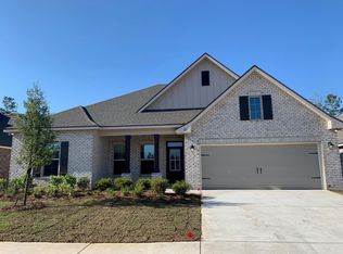 127 Blaze Blvd, Freeport, FL 32439