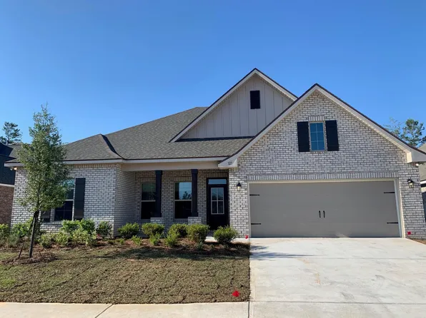 127 Blaze Blvd, Freeport, FL 32439