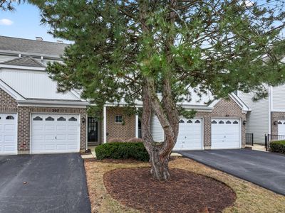 207 Gazebo Ln, Lombard, IL, 60148