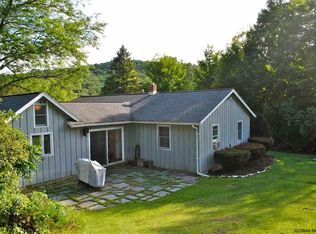 207 Hand Hollow Rd E, New Lebanon, NY 12125