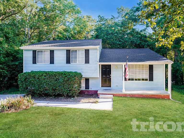 6 Forestgrove Ct — Photo 1