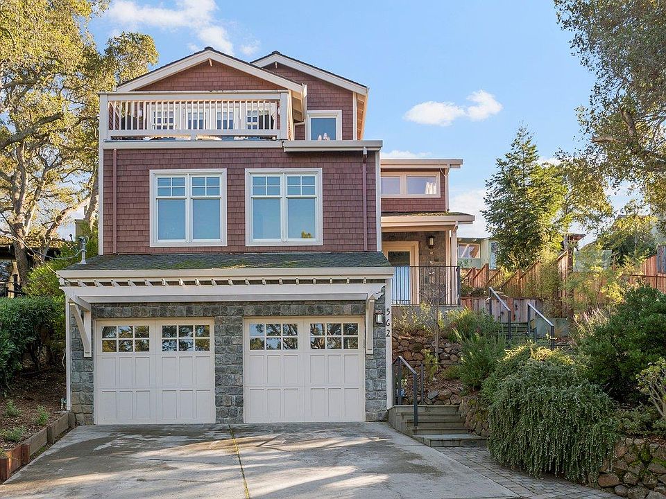 1st image of 562 Hillcrest Way