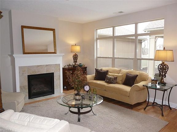 4th image of 5312 Redford Dr