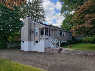 36 Applebee Rd, Stamford, CT 06905