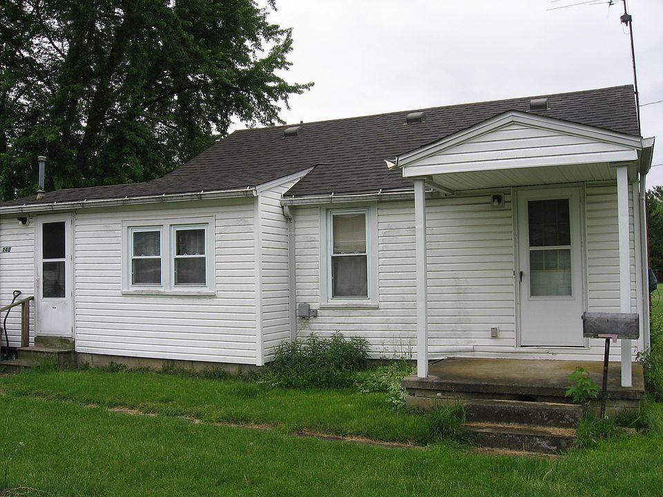 1st image of 140 E Lewis Ave