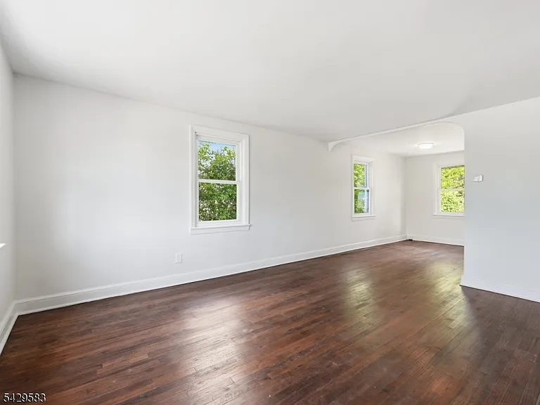 357 Centennial Ave — Photo 4