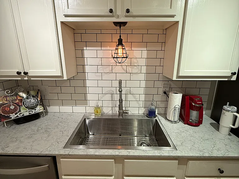 5208 Berryville Ct — Photo 9
