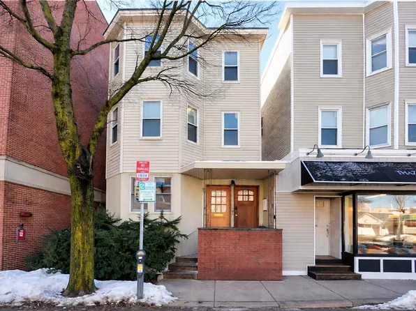 956 Cambridge St #3, Cambridge, MA 02141