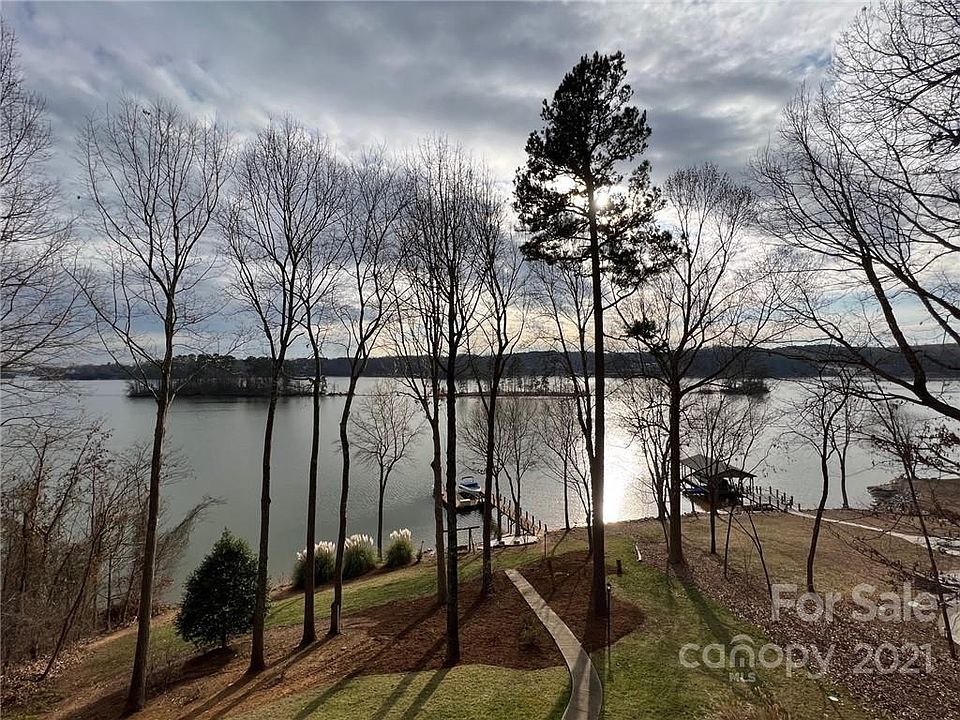 199 High Lake Dr, Statesville, NC 28677 MLS 3819301