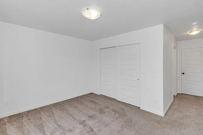 380 White River Dr — Photo 27