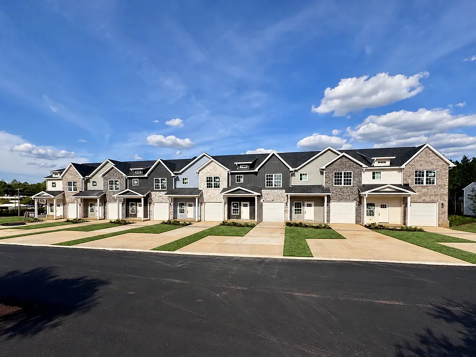 1012 Homestead Garden Ct #5