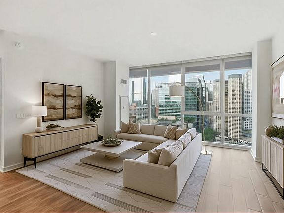 3rd image of 934 W Madison St #2907