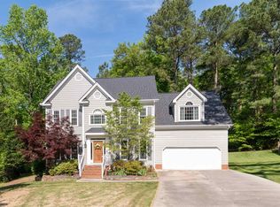 8008 Connestee Ct, Raleigh, NC 27612