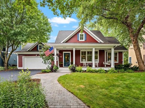 542 Newman Trl, Stillwater, MN 55082