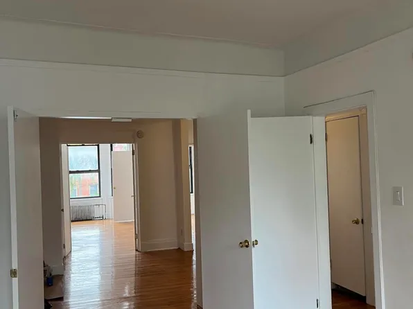235 9th Street image 1 of 13