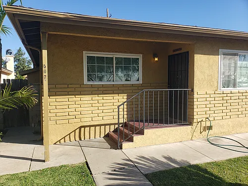 507 E Valencia Dr Photo 1