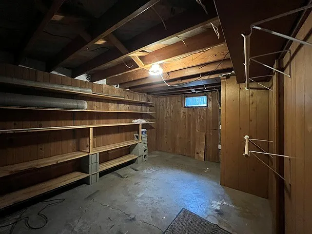 2125 Stirling St — Photo 33