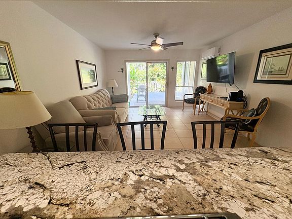 4th image of 75-6081 Alii Dr APT O104