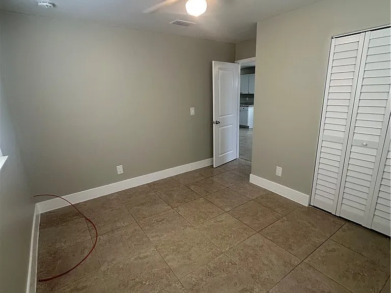 16920 Carmen Ave — Photo 11