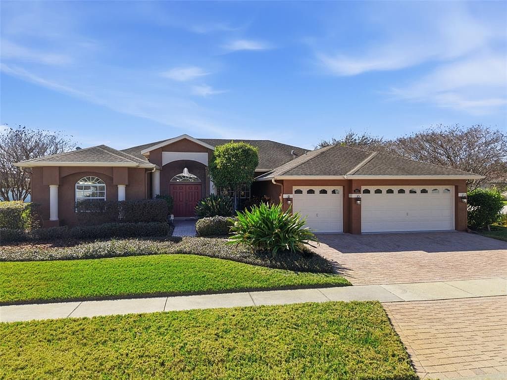 915 Vista Verde Ln