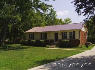 1306 Mockingbird Dr, Shelbyville, TN 37160