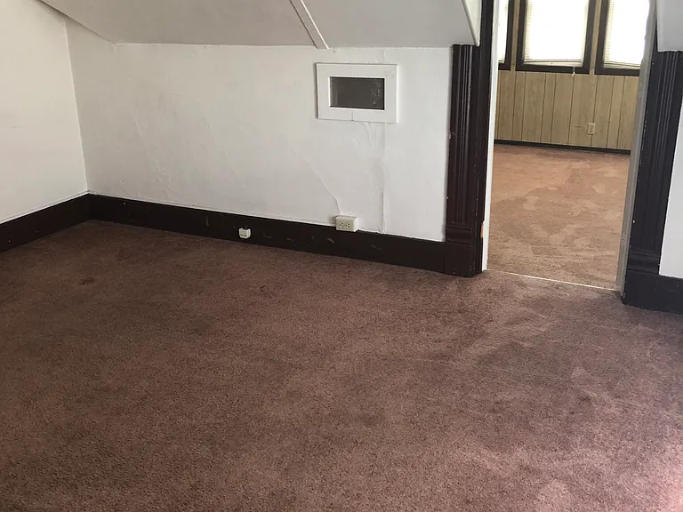 1504 Mississippi St — Photo 7