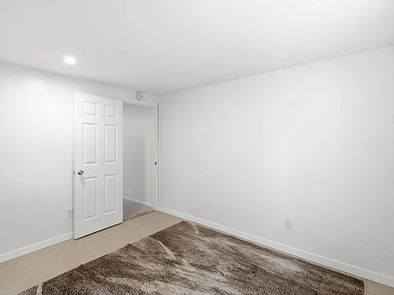 15524 Larch St NW — Photo 6