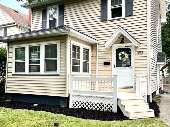 353 Farmington Rd, Rochester, NY 14609