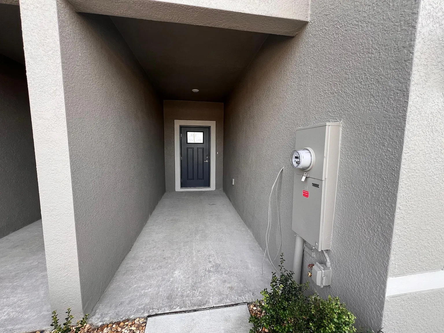 8333 Crescent Oaks Dr — Photo 4