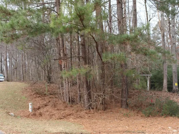 1210 Rawlings Dr, Rutledge, GA 30663