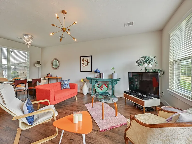 3903 W South Phillips Pkwy — Photo 8