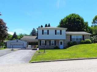 1304 Well Dr, Camp Hill, PA 17011