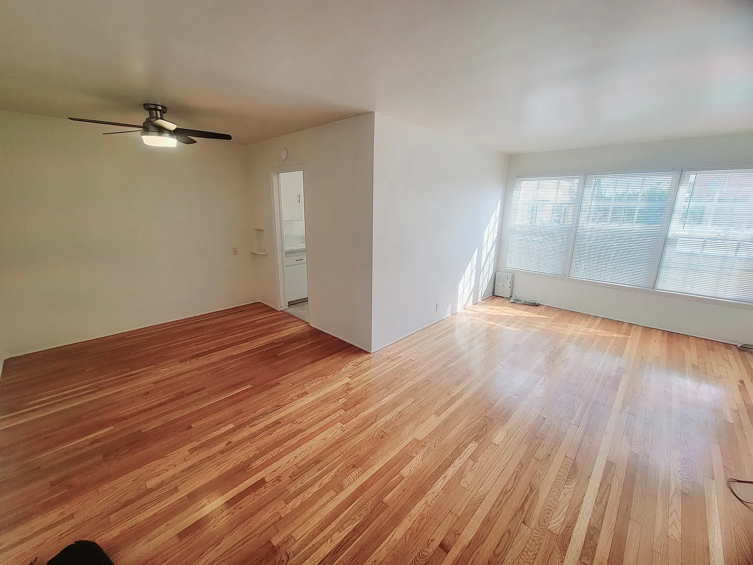 1 bed, 600 sqft, $1,995 — Photo 3