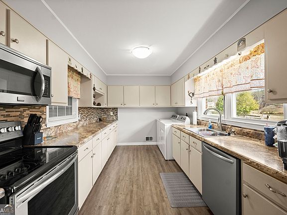 4th image of 3443 Tesnatee Gap Valley Rd