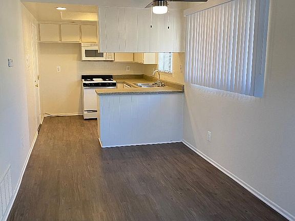 Direct Access from 2 Car Garage to the Kitchen of the Townhouse!